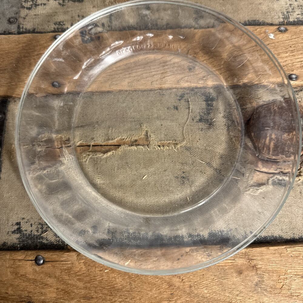 2 Vintage Arcoroc France Clear Glass Fluted Pie Dish 7.5” Wide